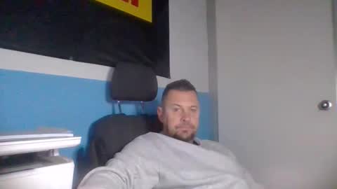 Snapshot of sexoatope79 chatting on February 6, 7:02 am sexoatope79 online show from February 6, 7:02 am