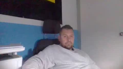 Snapshot of sexoatope79 chatting on February 8, 7:34 am sexoatope79 online show from February 8, 7:34 am