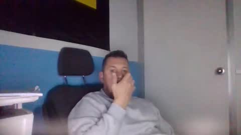 Snapshot of sexoatope79 chatting on February 12, 7:03 am sexoatope79 online show from February 12, 7:03 am