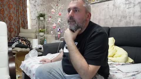 Snapshot of sexone25 chatting on January 12, 12:12 pm sexone25 online show from January 12, 12:12 pm