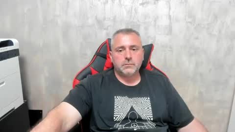 Snapshot of sexone25 chatting on May 30, 7:44 pm sexone25 online show from May 30, 7:44 pm