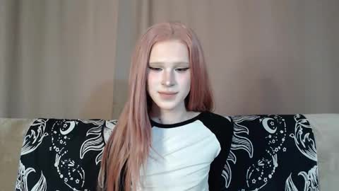 Snapshot of sexpired_princess chatting on March 29, 6:57 am Nextdoor Princess online show from March 29, 6:57 am