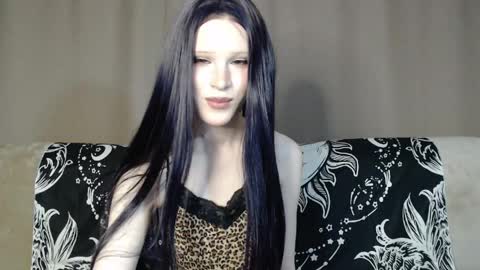 Snapshot of sexpired_princess chatting on April 26, 10:13 am Nextdoor Princess online show from April 26, 10:13 am