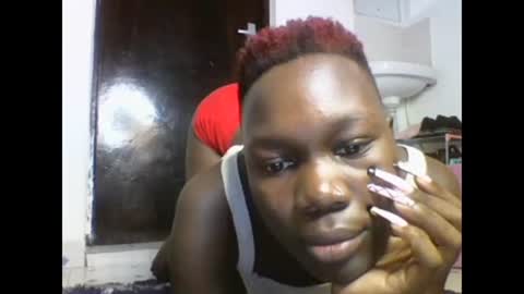 Snapshot of sexqueen02 chatting on January 6, 1:41 pm sexqueen02 online show from January 6, 1:41 pm