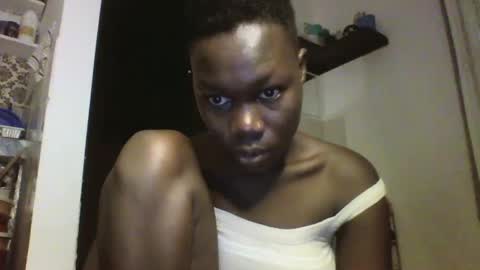 Snapshot of sexqueen02 chatting on January 27, 3:58 am sexqueen02 online show from January 27, 3:58 am