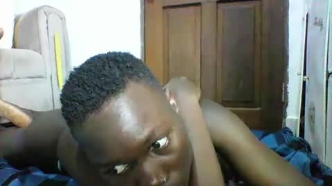 Snapshot of sexqueen02 chatting on September 9, 5:45 pm sexqueen02 online show from September 9, 5:45 pm