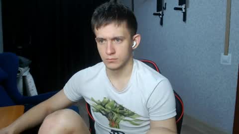 Snapshot of sexstivelove chatting on April 22, 2:18 pm sexstivelove online show from April 22, 2:18 pm