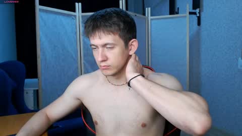 Snapshot of sexstivelove chatting on May 14, 7:04 am sexstivelove online show from May 14, 7:04 am