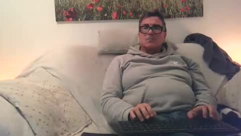 Snapshot of sexurbation chatting on March 5, 8:53 pm Sexurbation online show from March 5, 8:53 pm