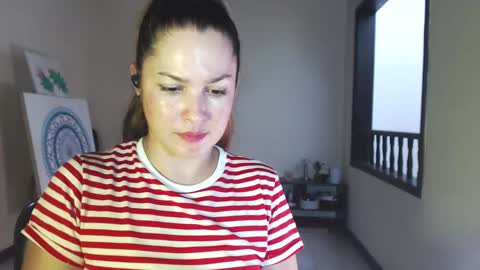 Snapshot of sexwwoman chatting on January 11, 10:40 pm CHIARA online show from January 11, 10:40 pm