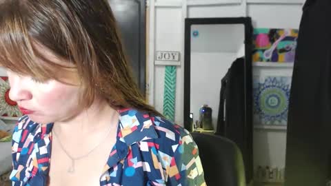 Snapshot of sexwwoman chatting on September 24, 9:18 pm CHIARA online show from September 24, 9:18 pm