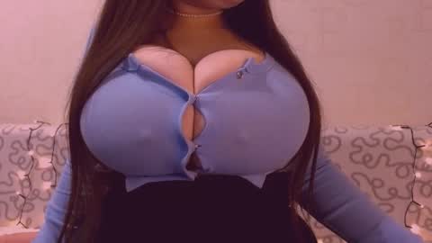 Julia online show from November 7, 3:12 pm