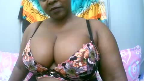 sexxi_ebony online show from February 14, 2:36 pm