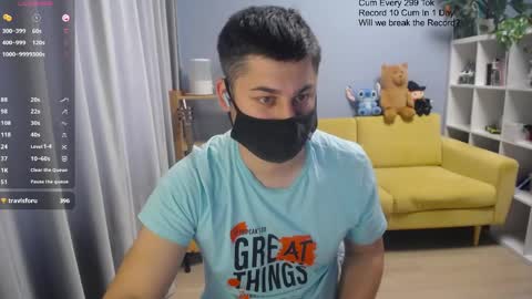 Snapshot of sexxxdickbig chatting on April 19, 8:57 am Tommy online show from April 19, 8:57 am