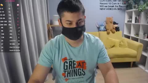 Snapshot of sexxxdickbig chatting on April 21, 7:03 am Tommy online show from April 21, 7:03 am