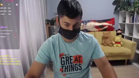 Snapshot of sexxxdickbig chatting on June 26, 7:35 am Tommy online show from June 26, 7:35 am