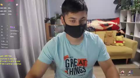 Snapshot of sexxxdickbig chatting on June 27, 7:57 am Tommy online show from June 27, 7:57 am