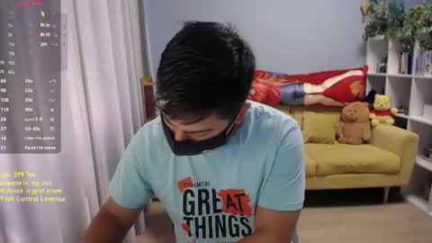 Snapshot of sexxxdickbig chatting on July 5, 7:37 am Tommy online show from July 5, 7:37 am
