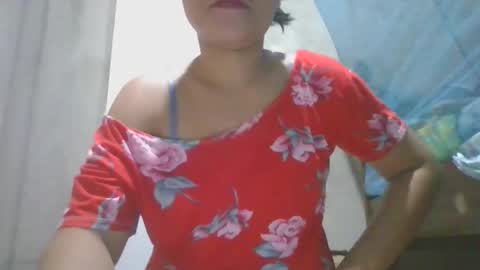 Snapshot of sexxxymomsh chatting on March 23, 7:18 pm sexxxymomsh online show from March 23, 7:18 pm