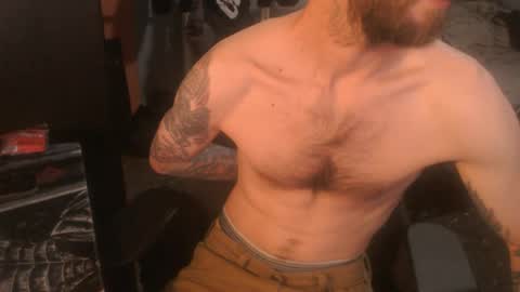Snapshot of sexxxysiul chatting on May 1, 9:58 am SiuL online show from May 1, 9:58 am
