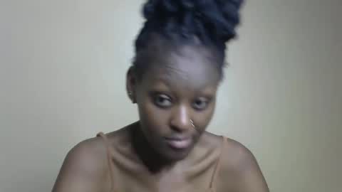 Snapshot of sexxy_bum23 chatting on February 10, 9:14 am sexxy bum online show from February 10, 9:14 am