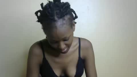 Snapshot of sexxy_bum23 chatting on February 11, 6:22 pm sexxy bum online show from February 11, 6:22 pm