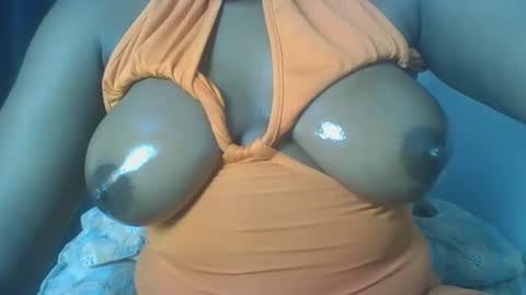 Gigie online show from May 11, 4:37 pm