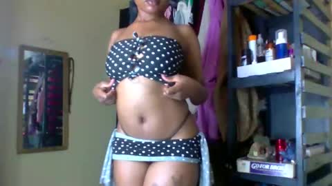 sexxy_daisyy online show from March 15, 5:35 am
