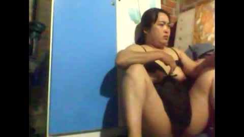 sexxy_love2k online show from October 18, 11:49 pm