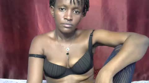 Snapshot of sexxy_nisa chatting on May 13, 4:54 am sexxy_nisa online show from May 13, 4:54 am