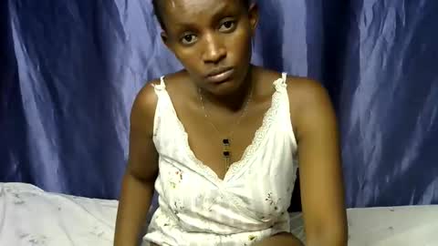 Snapshot of sexxy_nisa chatting on May 21, 7:10 pm sexxy_nisa online show from May 21, 7:10 pm