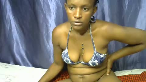Snapshot of sexxy_nisa chatting on May 26, 5:42 pm sexxy_nisa online show from May 26, 5:42 pm