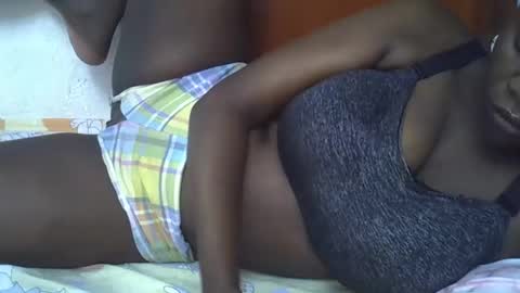 Snapshot of sexxyboob2 chatting on January 18, 8:12 pm sexxyboob2 online show from January 18, 8:12 pm