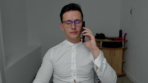 Sexxymuscles4U online show from December 12, 5:59 pm
