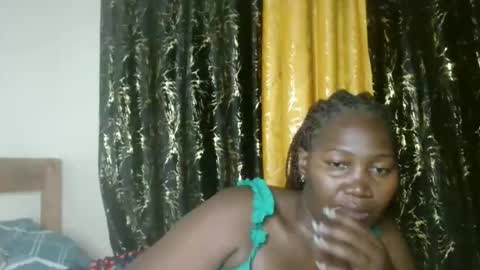 sexxypritty online show from February 9, 7:18 pm