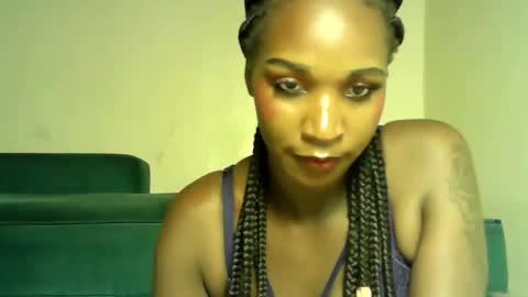 sexy_africana05 online show from May 10, 9:20 pm