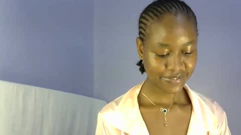 Snapshot of sexy_b7 chatting on October 10, 2:32 am kiki online show from October 10, 2:32 am