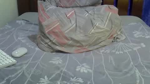 squirt lola online show from March 3, 5:02 am