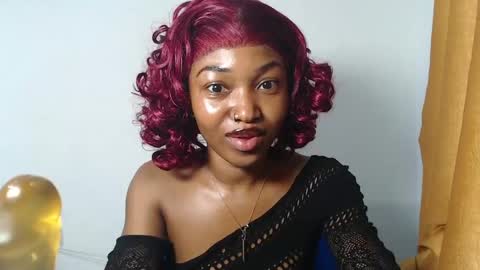 Snapshot of sexy_bluey247 chatting on May 31, 6:09 pm sexy_bluey247 online show from May 31, 6:09 pm