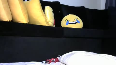 liya online show from March 10, 8:48 am