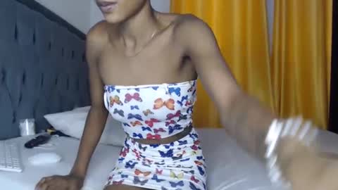 Snapshot of sexy_browniexx chatting on March 12, 10:26 am brownie online show from March 12, 10:26 am