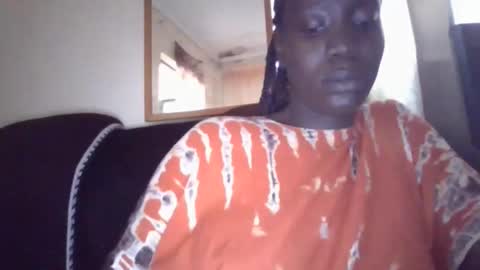 sexy_butty01 online show from February 5, 9:36 am