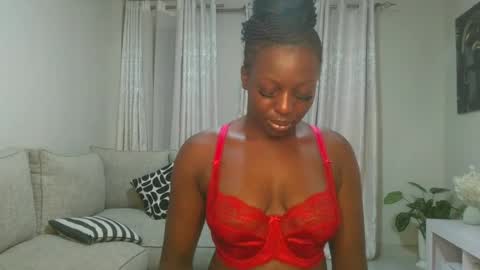 Snapshot of sexy_candia chatting on June 17, 9:38 pm Stacy online show from June 17, 9:38 pm