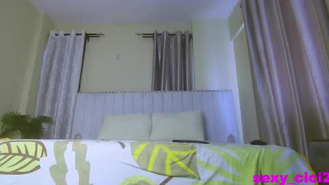 foxxy sweets online show from November 21, 6:23 am