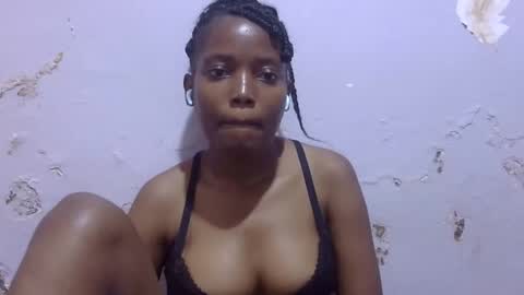 sexy_claude96 online show from January 22, 1:53 pm