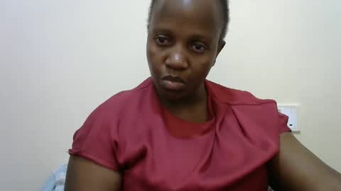 Sweet Dee online show from May 27, 5:48 am