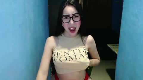 sexy_emily92 online show from March 28, 6:46 am