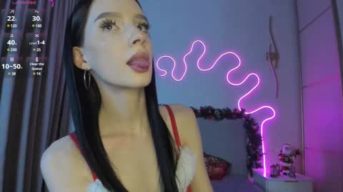 Snapshot of sexy_flora chatting on December 21, 2:26 pm Flora online show from December 21, 2:26 pm