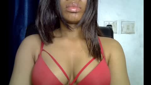 Snapshot of sexy_goddess_pet chatting on July 15, 8:36 pm Ella online show from July 15, 8:36 pm