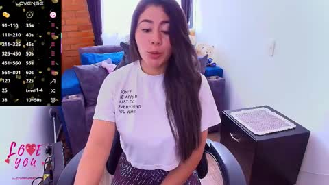 laura  online show from January 19, 4:00 pm